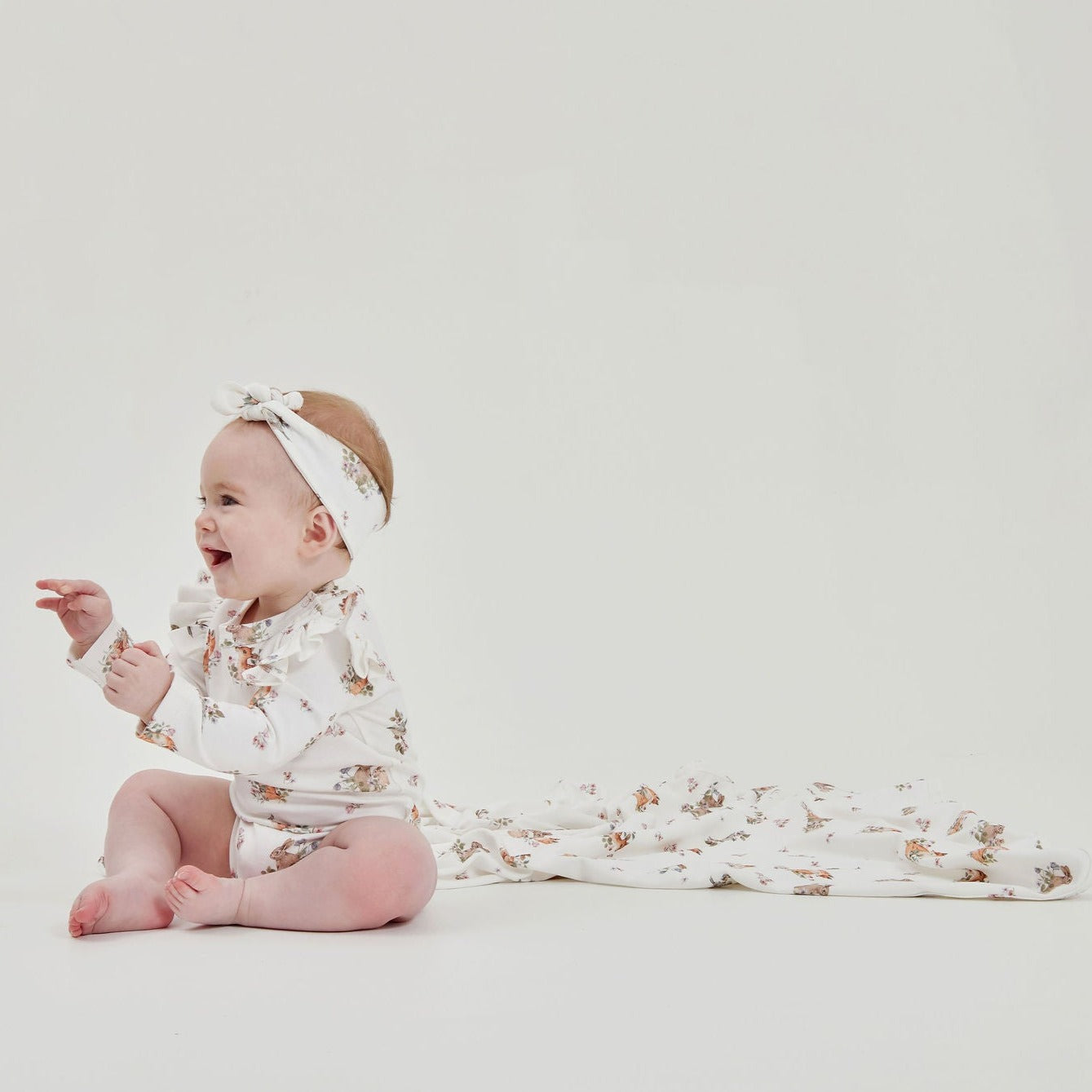 Aster & Oak | Vintage Meadow Onesie | White Fox & Co