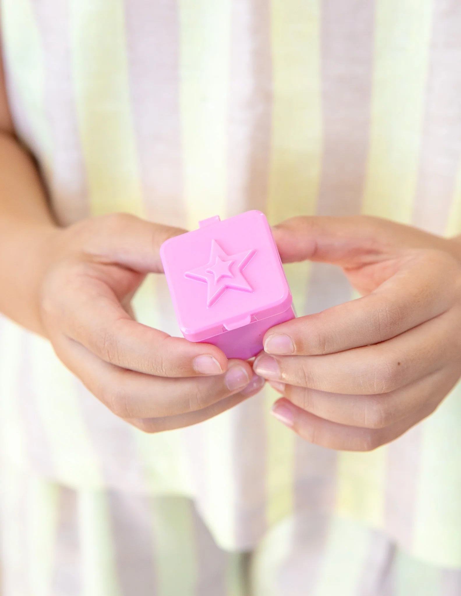 MontiiCo Bento Dip & Sauce Box in Floss – set of 2