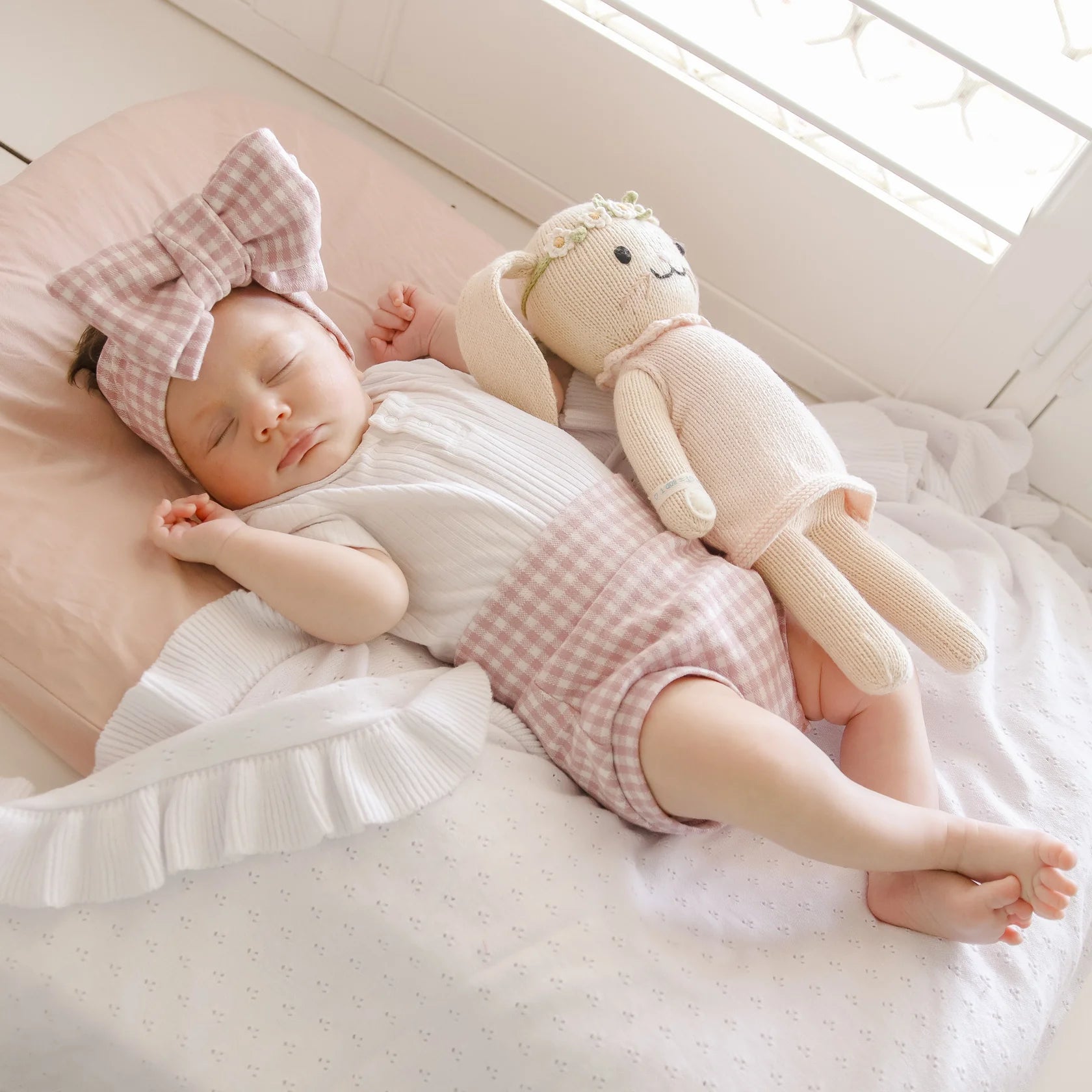 Aster & Oak | Organic Ruffle Blanket | White Fox & Co