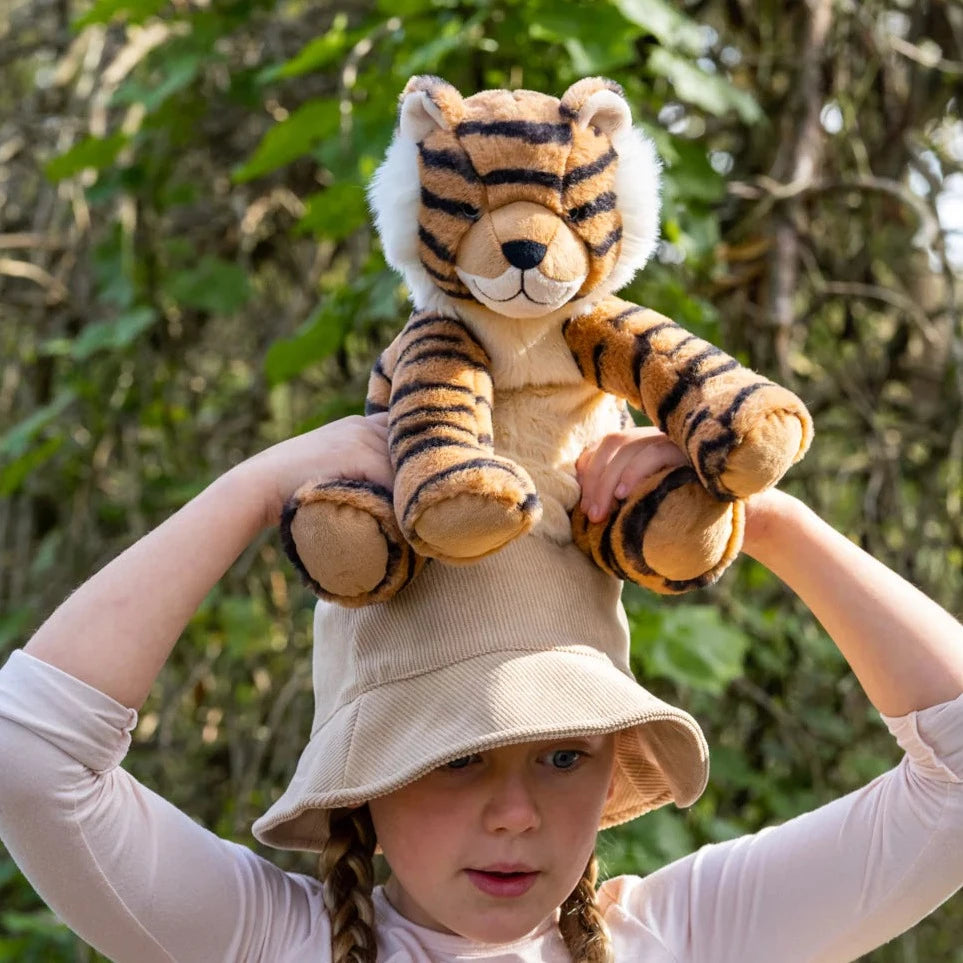 Nana Huchy | Tesh the Tiger | White Fox & Co