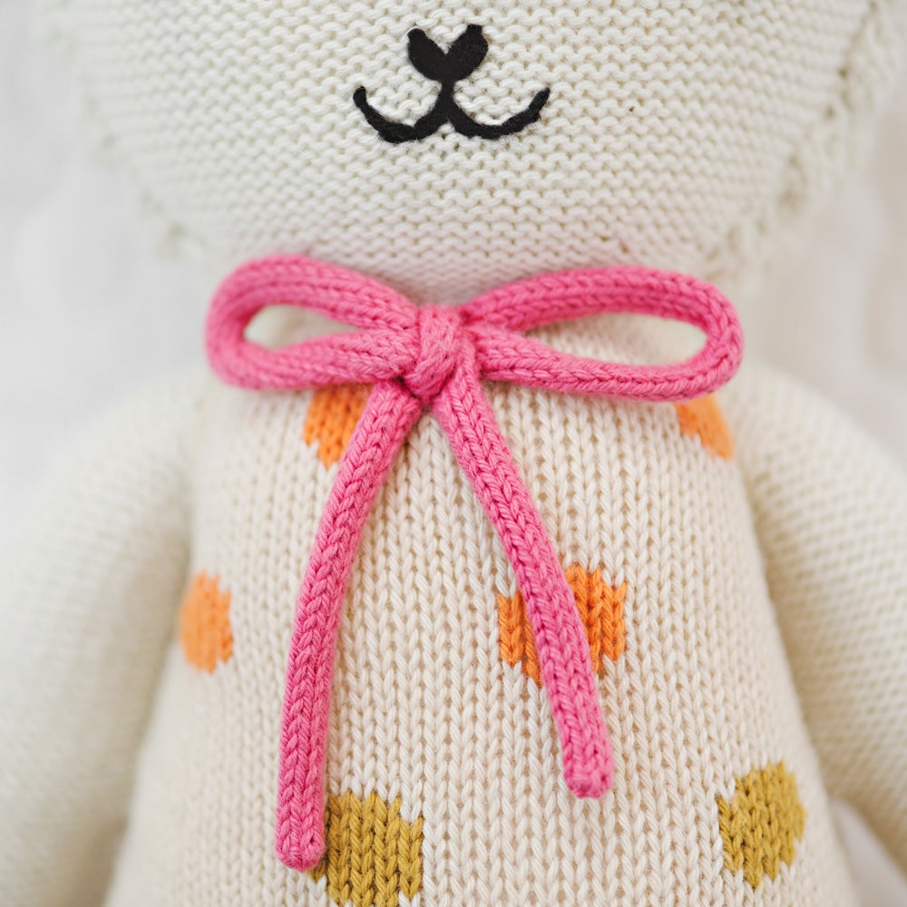 Cuddle + Kind | Lucy the Lamb | White Fox & Co