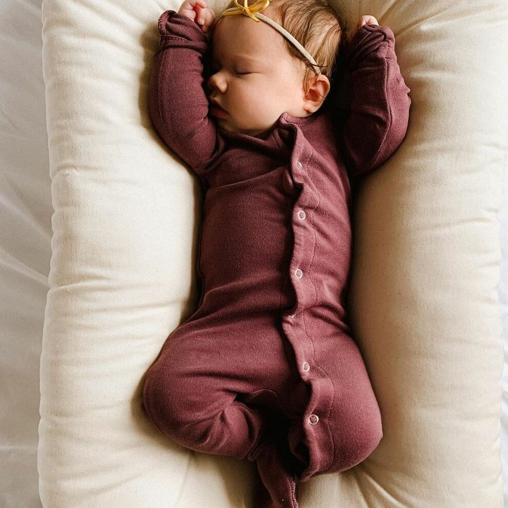 L'oved Baby | Organic Footed Jumpsuit | Eggplant | White Fox & Co