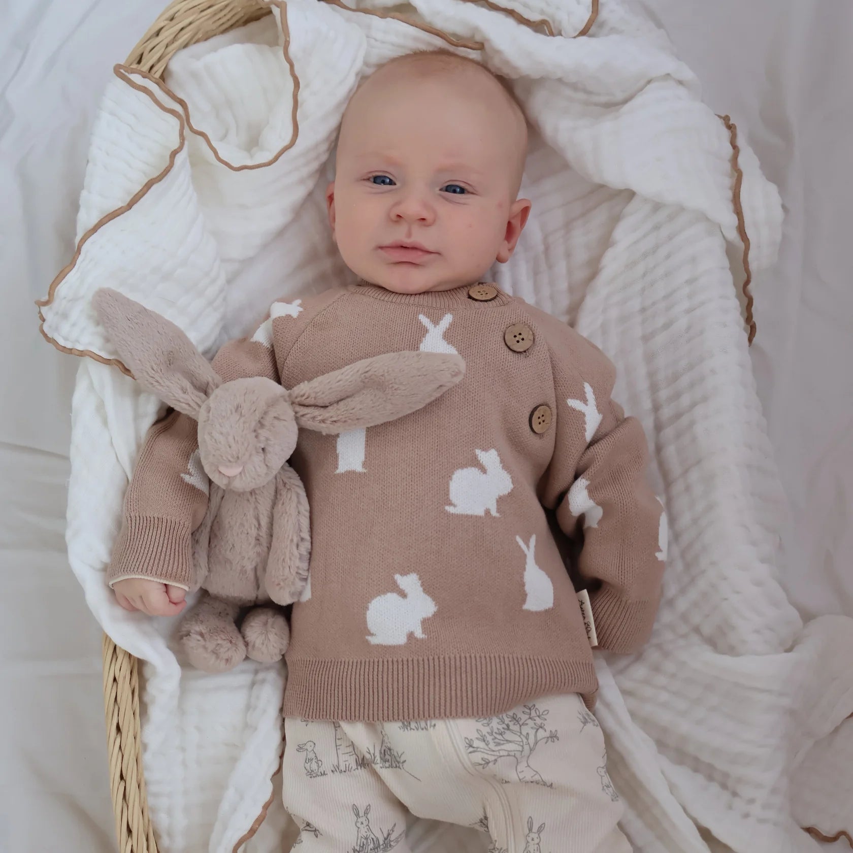 Aster & Oak | Bunny Jumper | Taupe | white Fox & Co