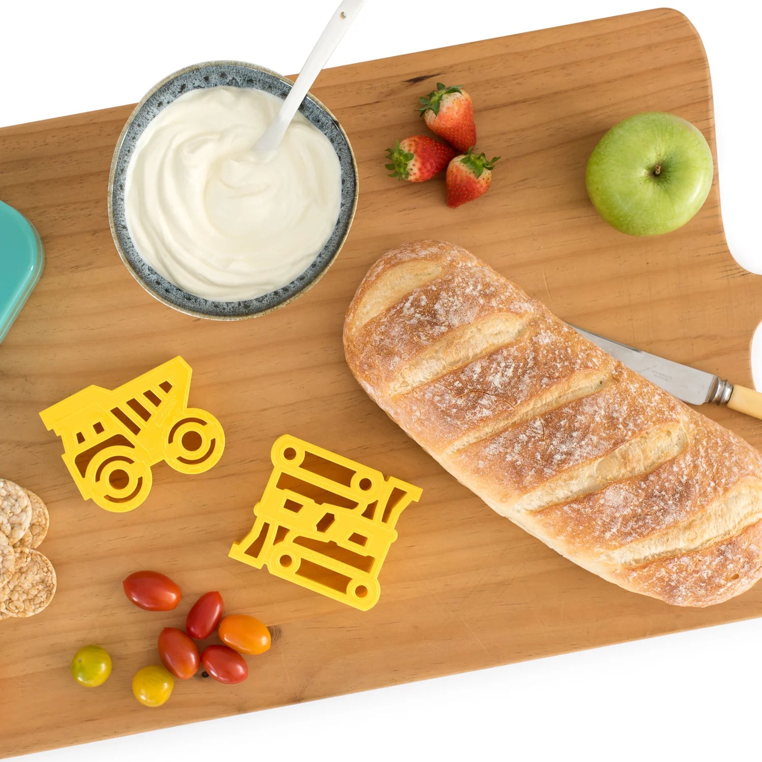 Dump truck and bulldozer sandwich cutters from Lunch Punch Construction set