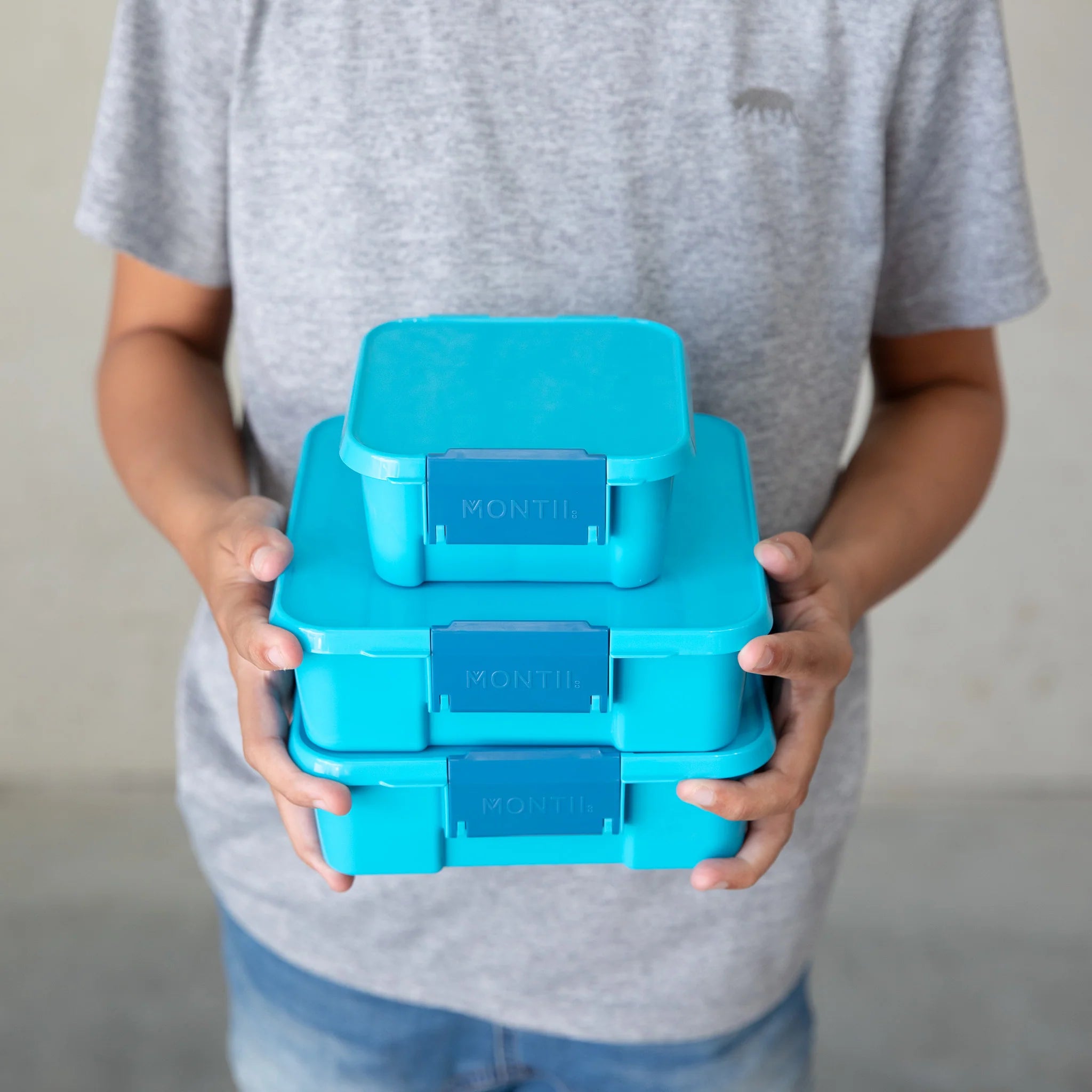 MontiiCo Bento Three lunchbox in Coastal – blue kids lunchbox with three compartments