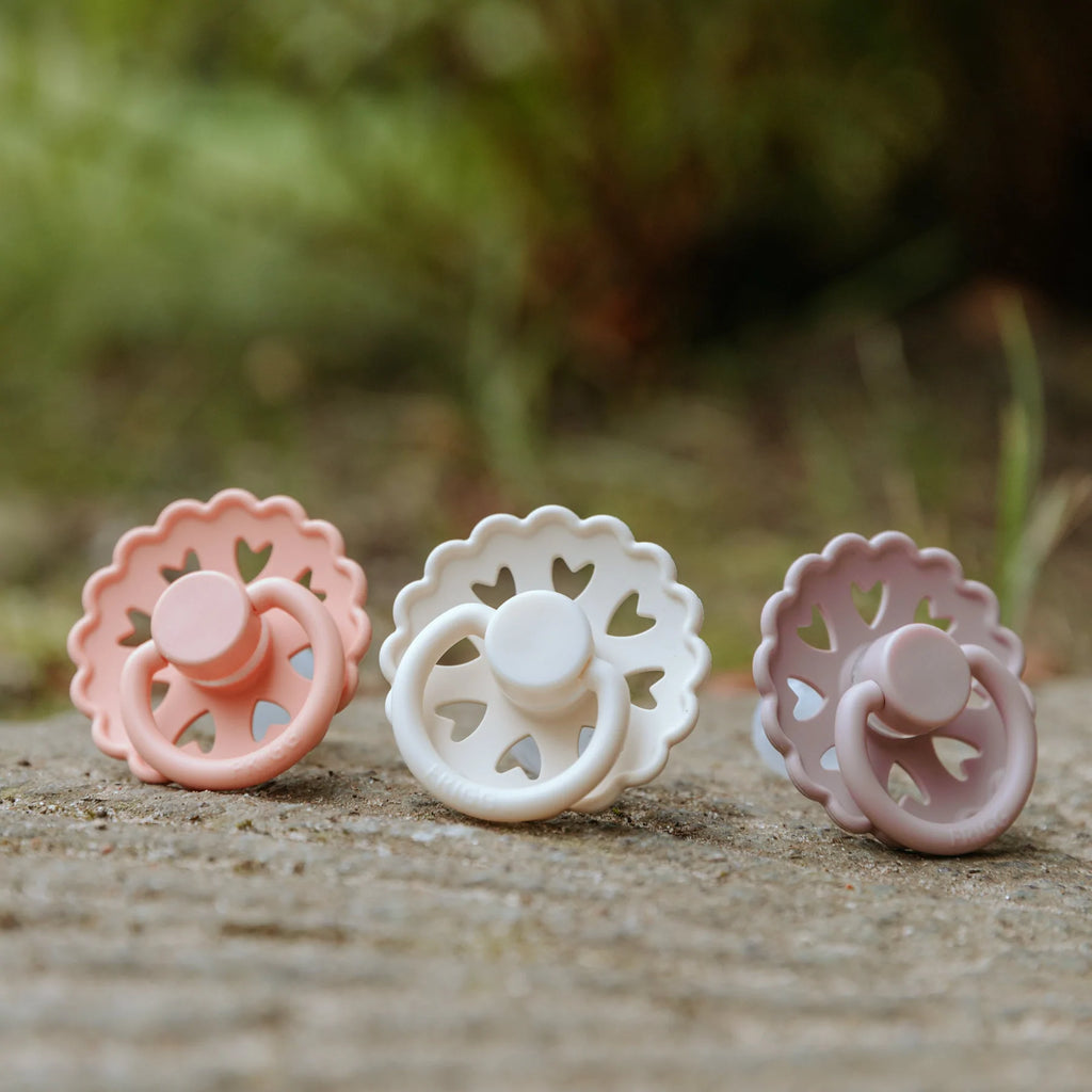 FRIGG | Fairy Tale Pacifier The Princess and the Pea | White Fox & Co 