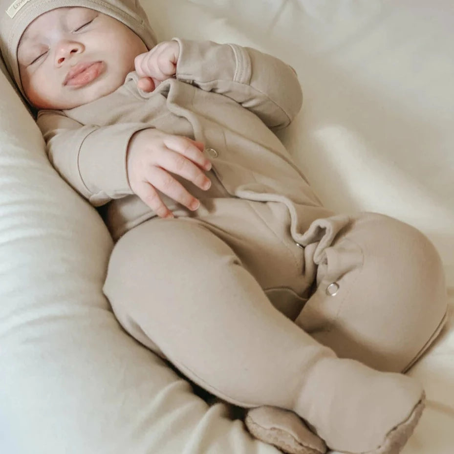 L'ovedbaby | Snap Footie | Oatmeal | White Fox & Co